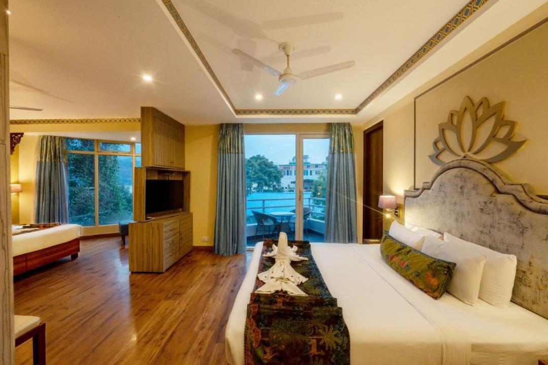 Ganga Kinare- A Riverside Boutique Resort, Rishīkesh Buitenkant foto