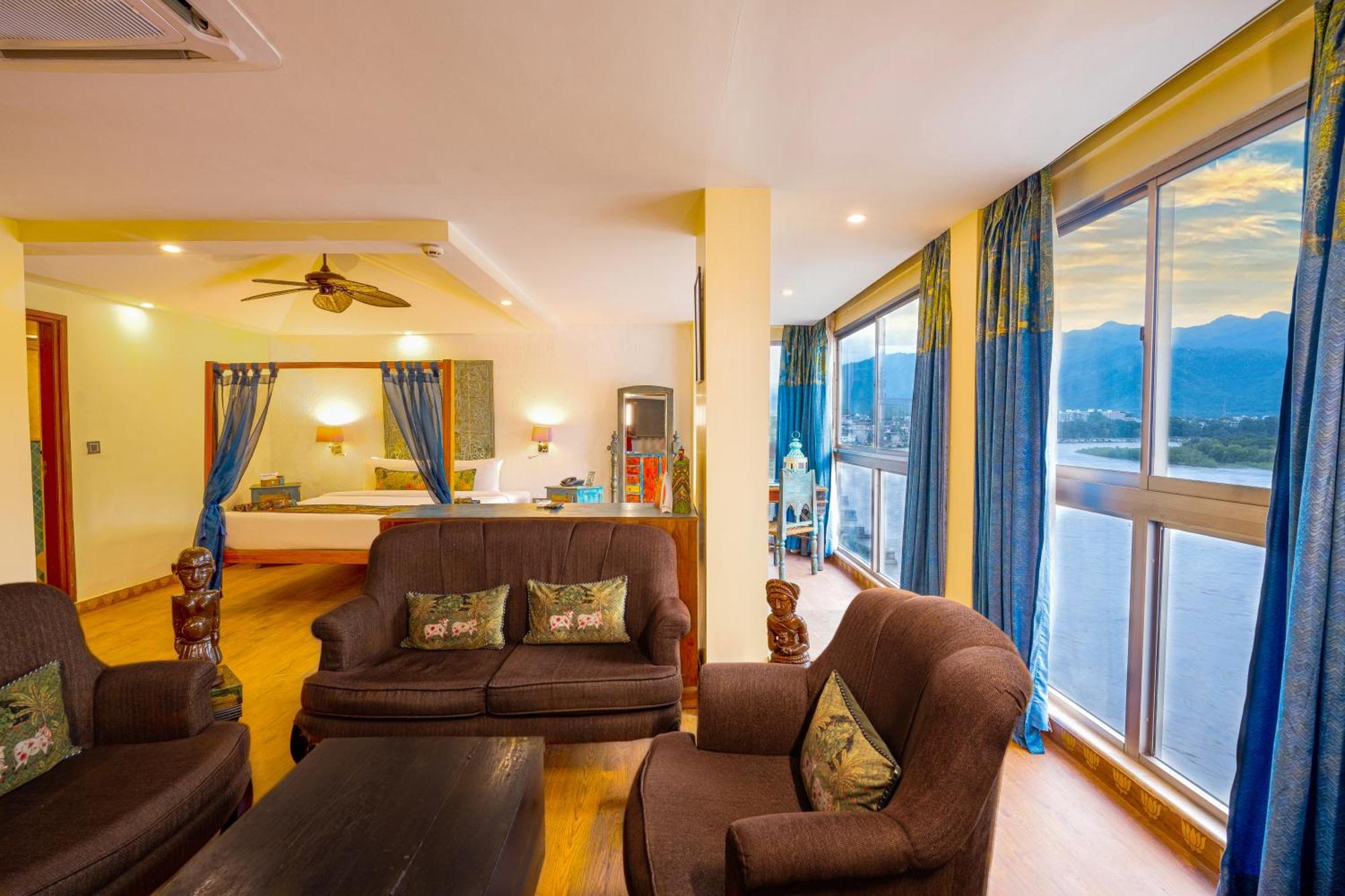 Ganga Kinare- A Riverside Boutique Resort, Rishīkesh Buitenkant foto