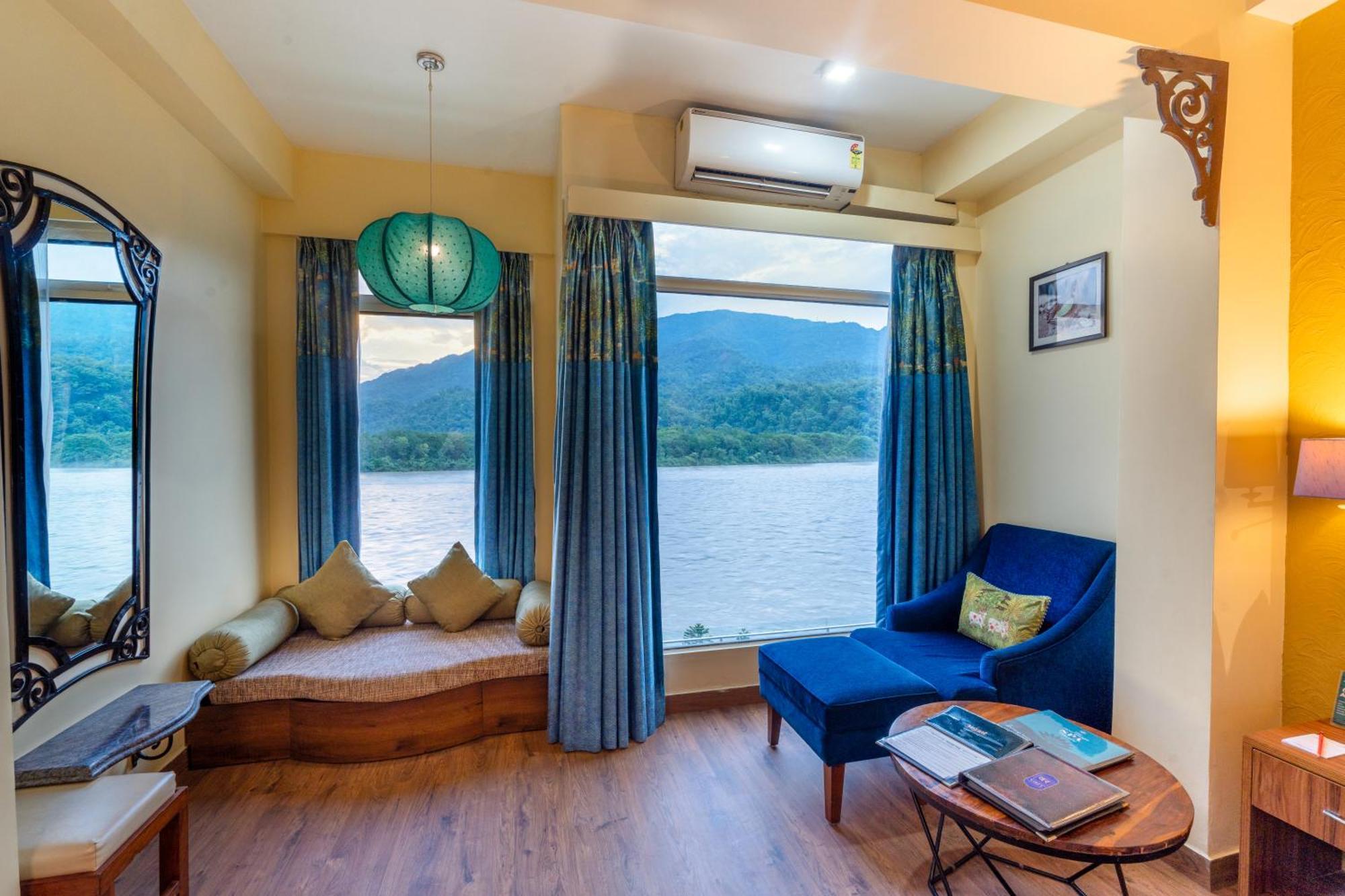 Ganga Kinare- A Riverside Boutique Resort, Rishīkesh Buitenkant foto